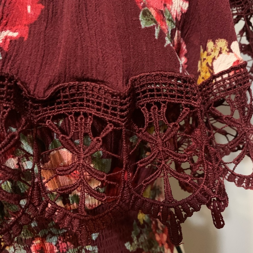 🛍️Haute Project LA Intricate Embroidered Crop Top Sz M - Picture 12 of 16